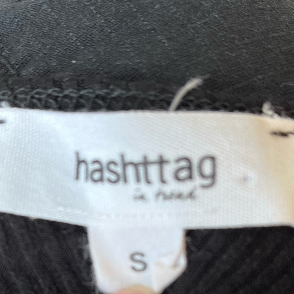Hashttag Women’s Black Ribbed Sleeveless Racerback Tank Top Size Small - Picture 4 of 7